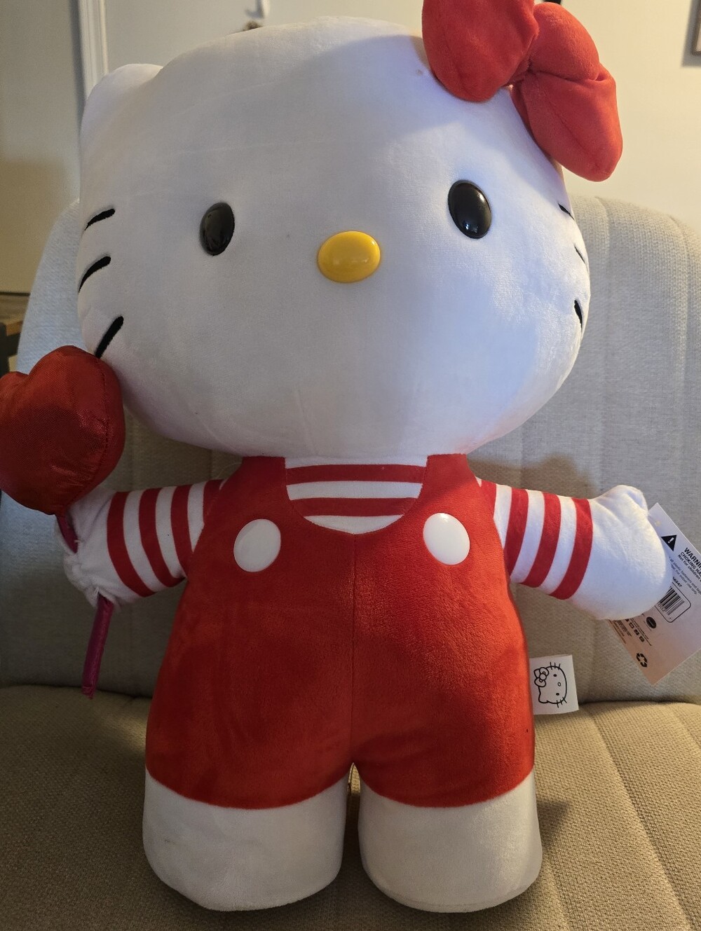 Hello Kitty Sanrio Gemmy Valentine's Day 22 Inch Greeter Plush New W/tag 2023